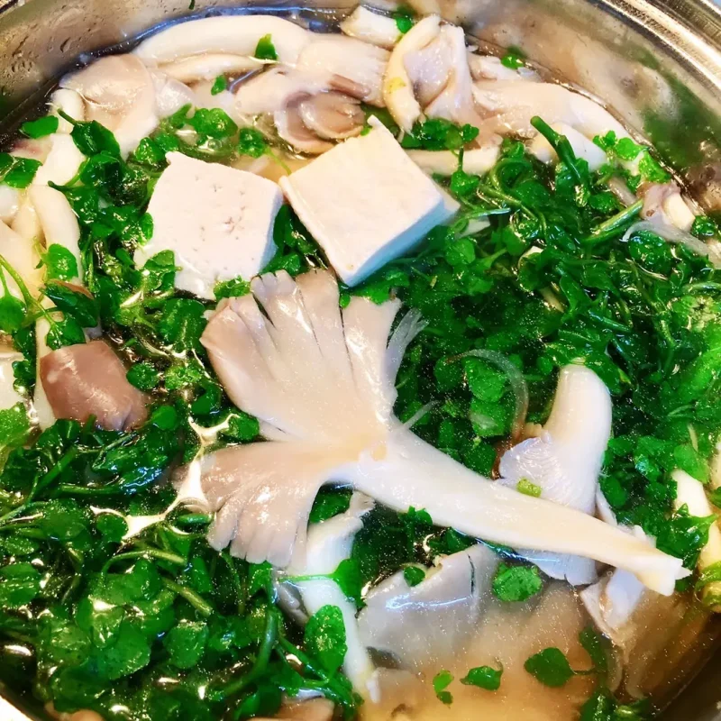 Canh Nấm Bào Ngư Nấu Đậu Hũ